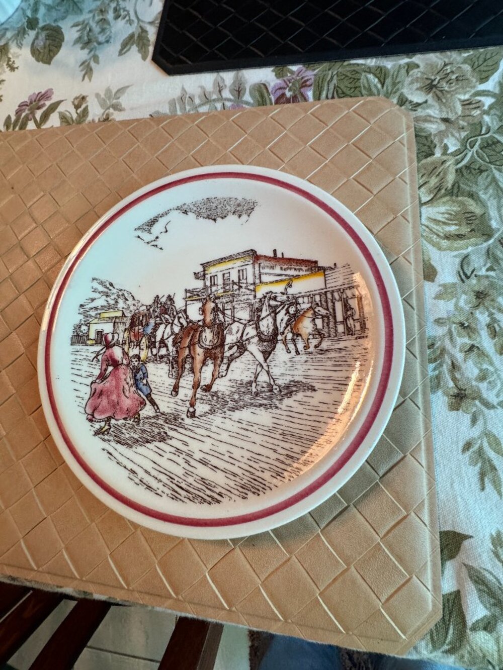 Vintage Bits of the Old West Stage Arrival by Vernon Kilns Plate 8 1/2"